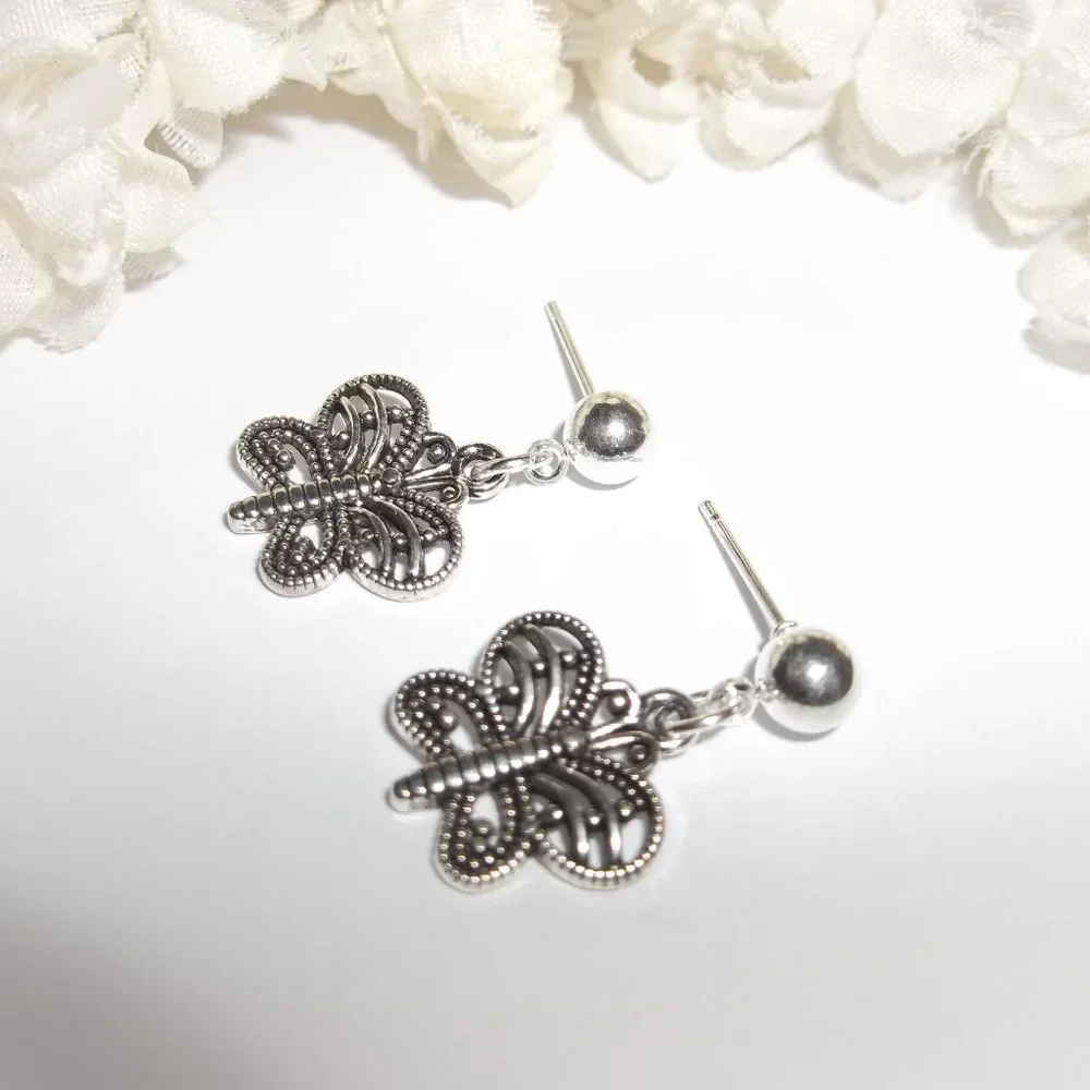 Silver Butterfly Earrings Post Stud Jewelry Minimalist Style Gift Idea Girl A184 - Picture 4 of 8